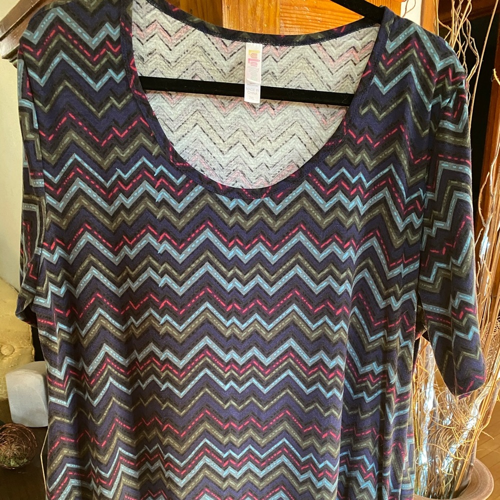 LulaRoe Perfect Tee